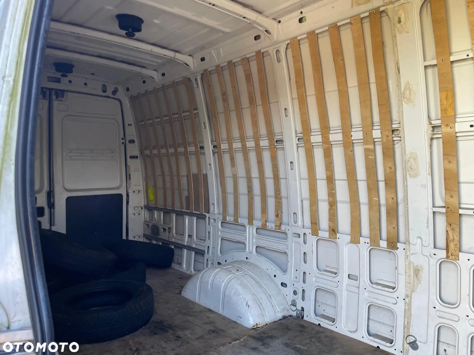 Iveco DAILY - 14