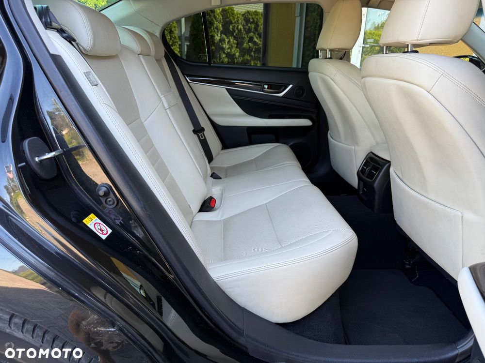 Lexus GS 200t / 300 Prestige - 22
