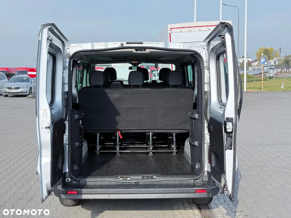 Renault Trafic Grand 2.0 dCi - 20