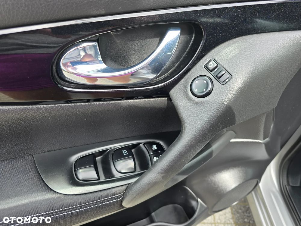 Nissan Qashqai 1.6 DCi Acenta EU6 - 11