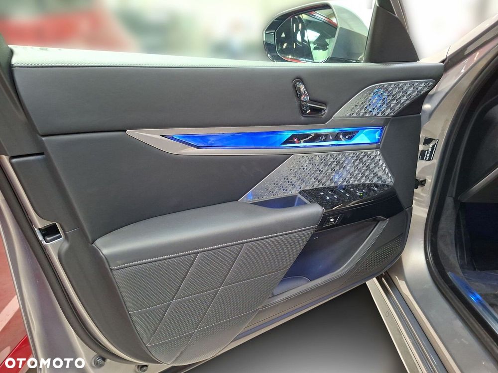 BMW Seria 7 - 11