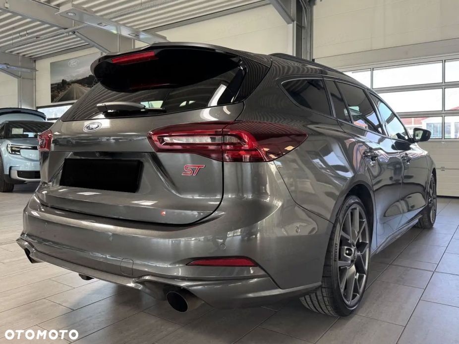 Ford Focus 2.3 EcoBoost ST X - 3