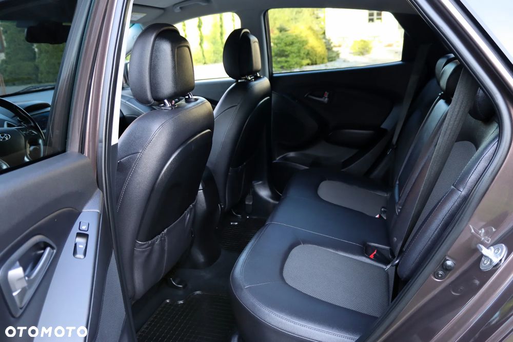 Hyundai ix35 blue 1.6 2WD Finale Gold - 15