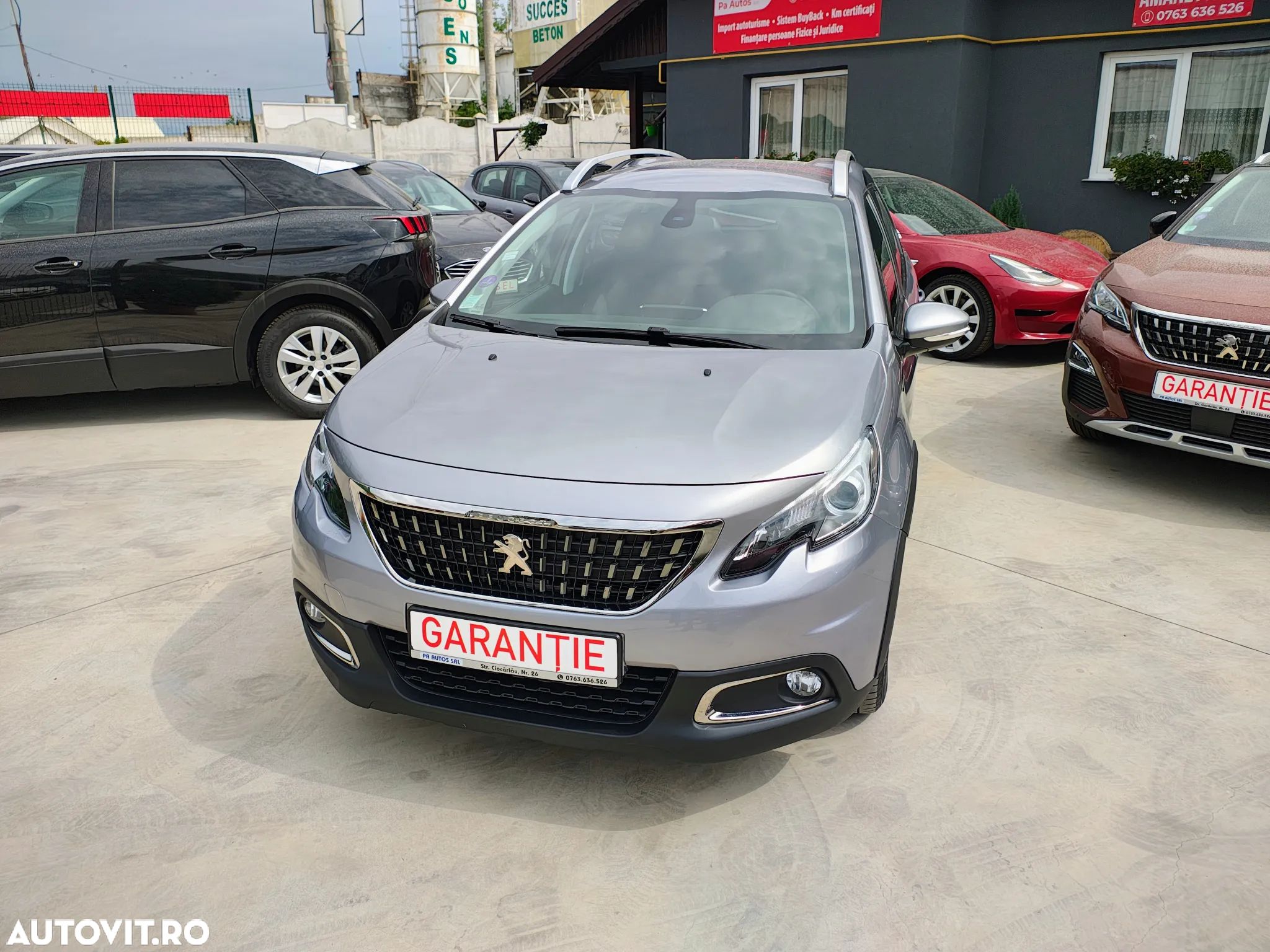 Peugeot 2008 PureTech 110 Style - 1