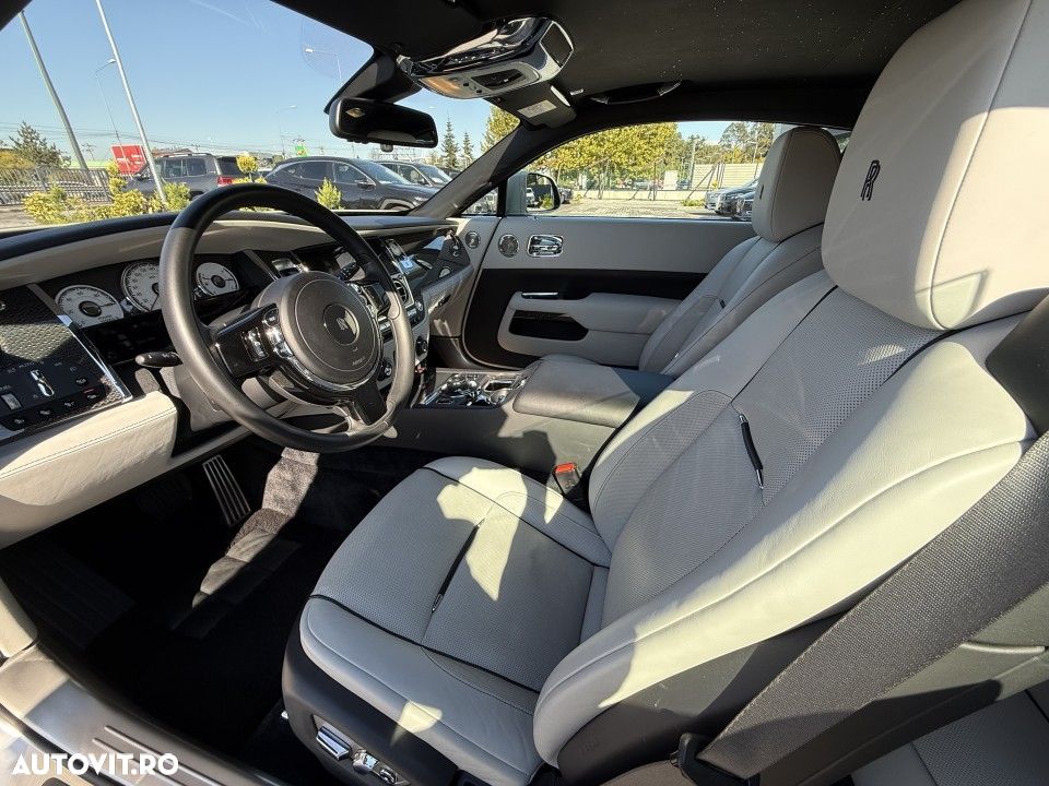 Rolls-Royce Wraith - 12