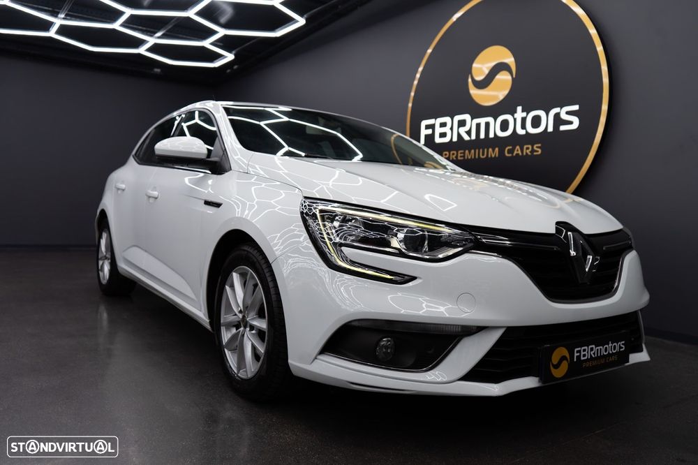 Renault Mégane 1.5 Blue dCi Intens - 9