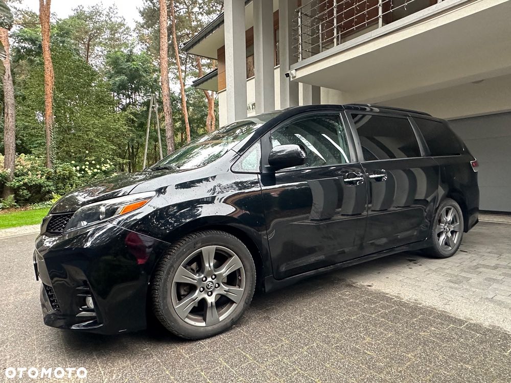 Toyota Sienna 3.5 V6 - 10