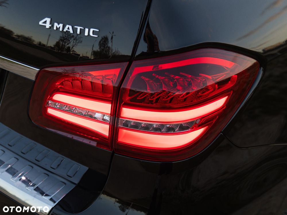 Mercedes-Benz GLS - 19