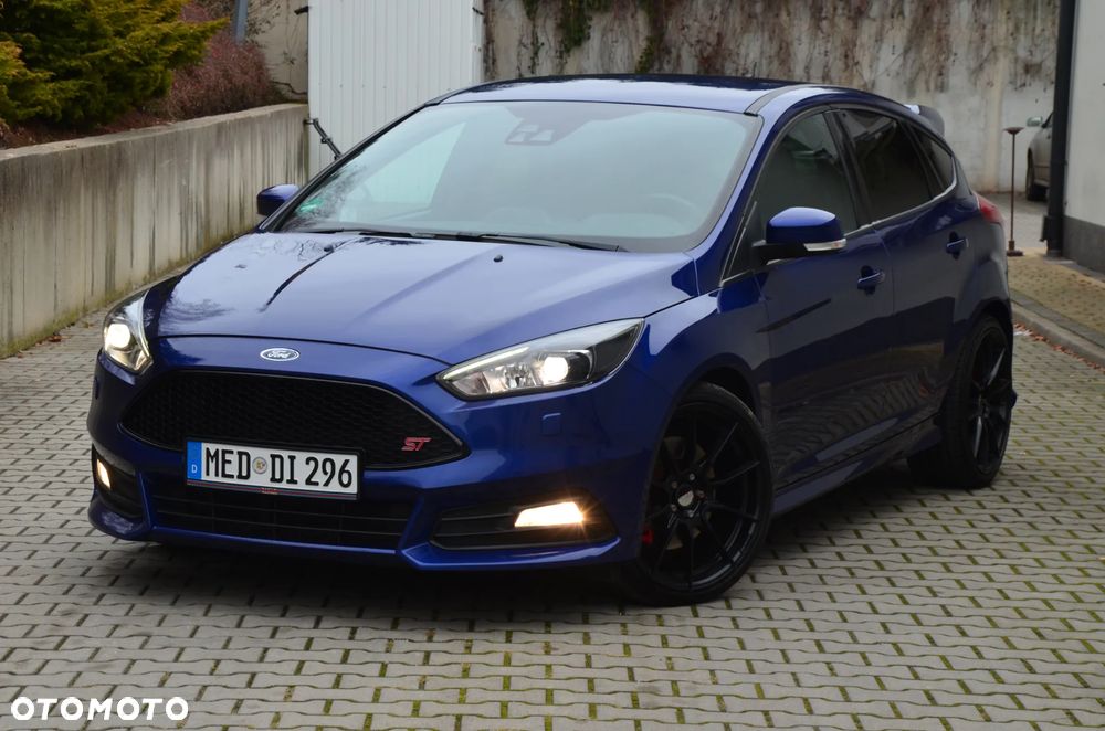 Ford Focus 2.0 TDCi ST mit Leder-Sport-Paket - 34