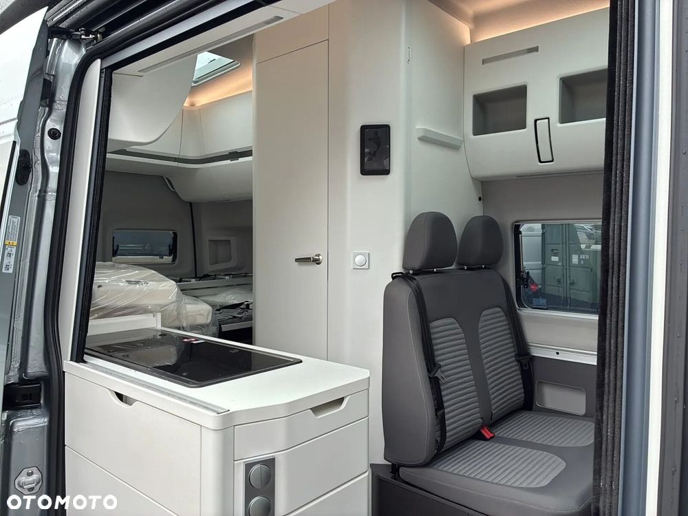 Volkswagen California - 28