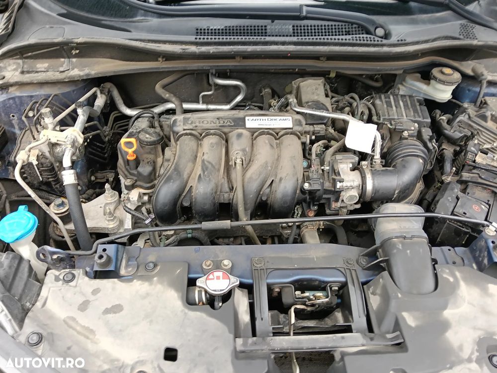 Honda HR-V 1.5 i-VTEC 4x2 CVT Elegance - 12
