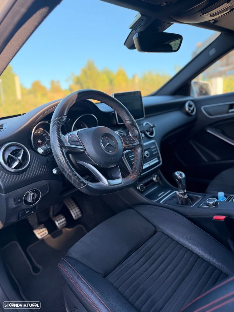 Mercedes-Benz A 180 CDI AMG Line - 3