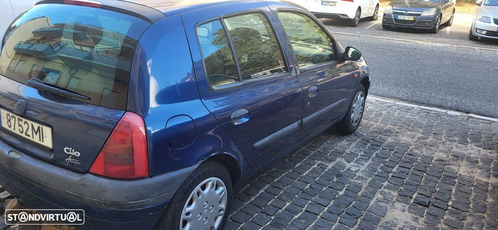 Renault Clio 1.2 - 6