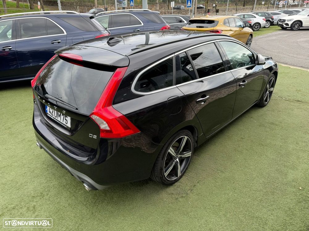 Volvo V60 2.0 D2 R-Design - 10