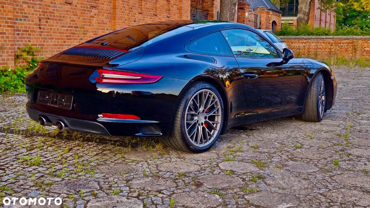 Porsche 911 Carrera PDK - 20