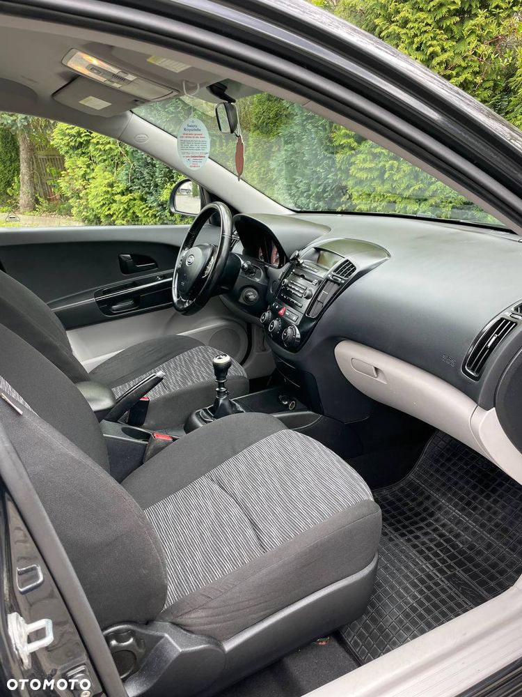 Kia Ceed 1.4 Comfort + - 13