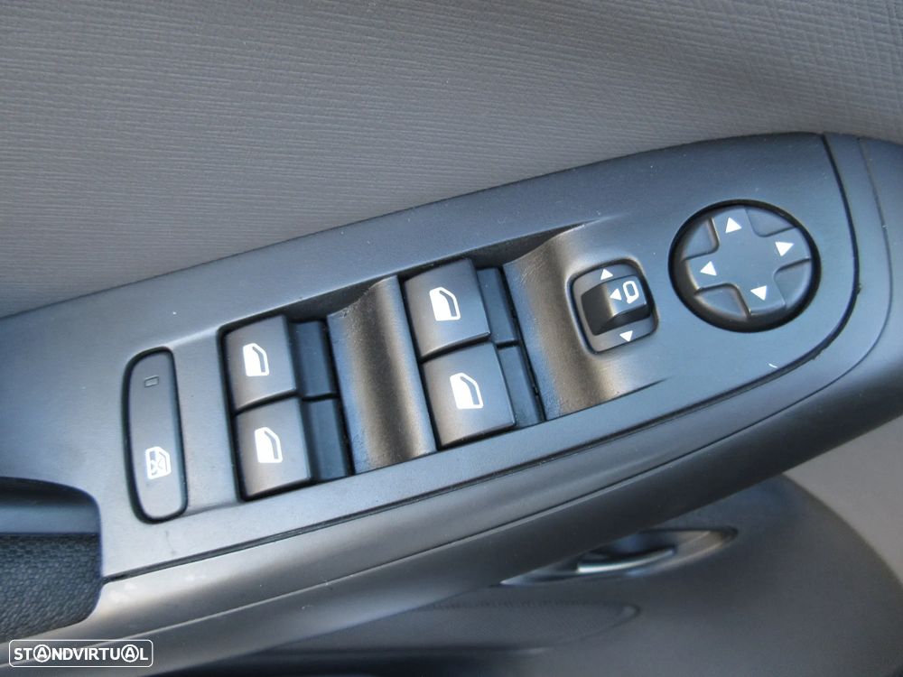 Citroën C4 Picasso BlueHDi 120 EAT6 SHINE - 21