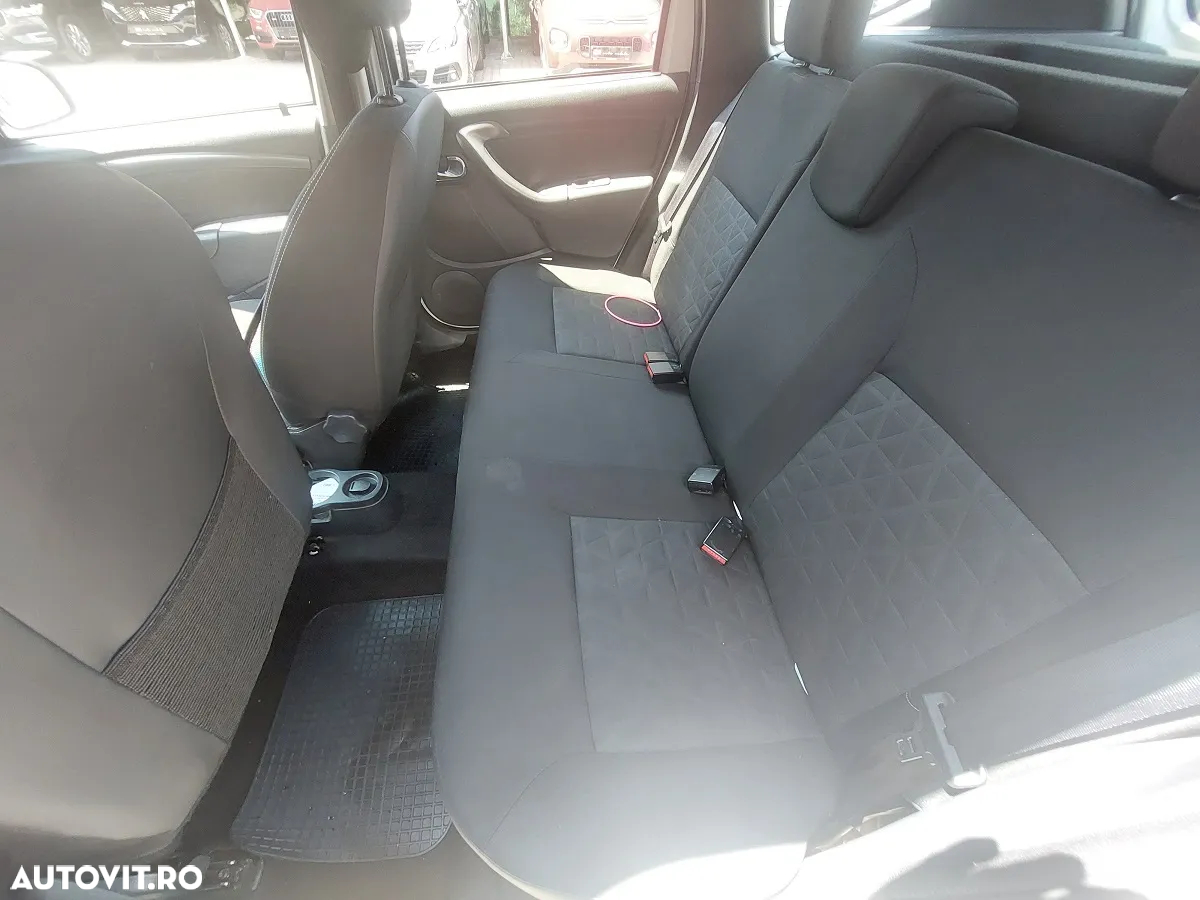 Dacia Duster 1.5 dCi 4x4 Ambiance - 8