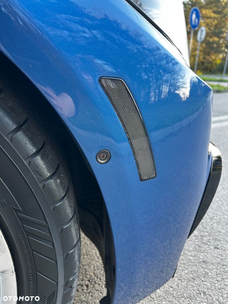 BMW Seria 3 335i xDrive Edition Sport - 36