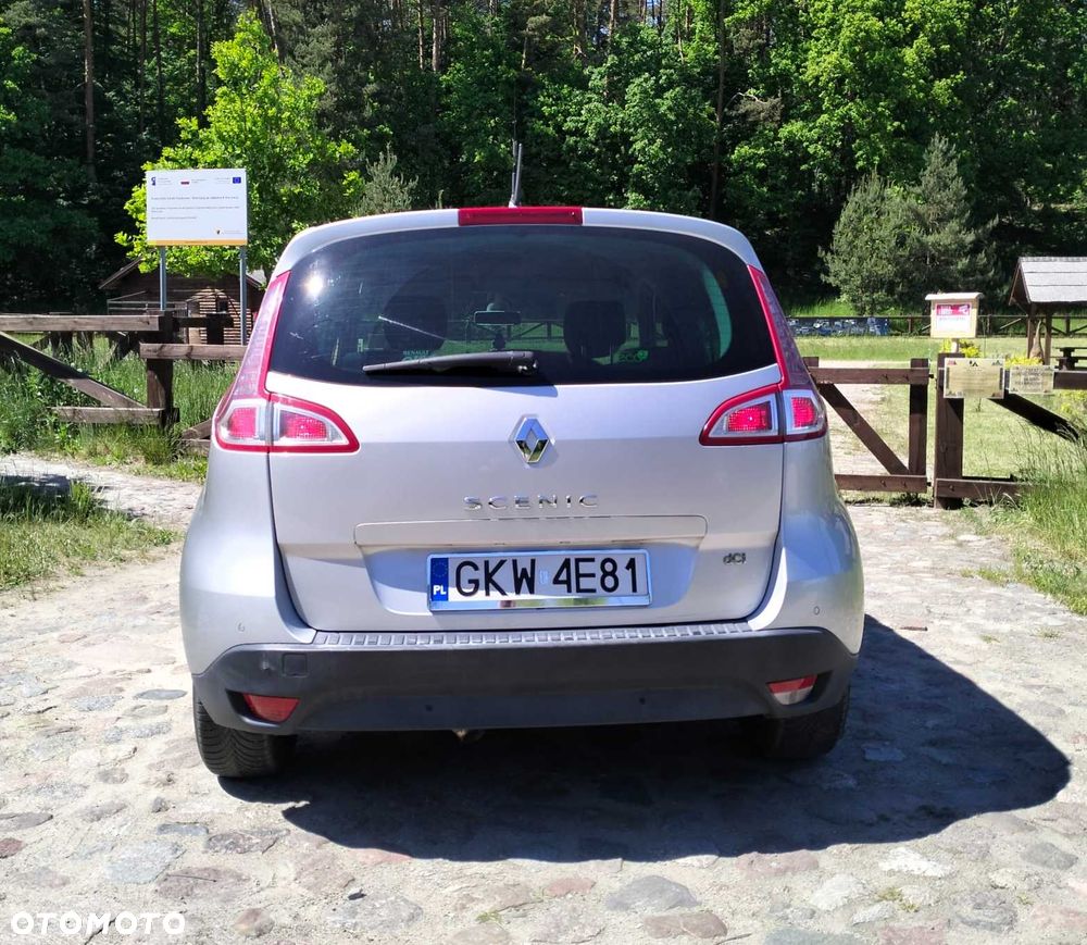 Renault Scenic - 8
