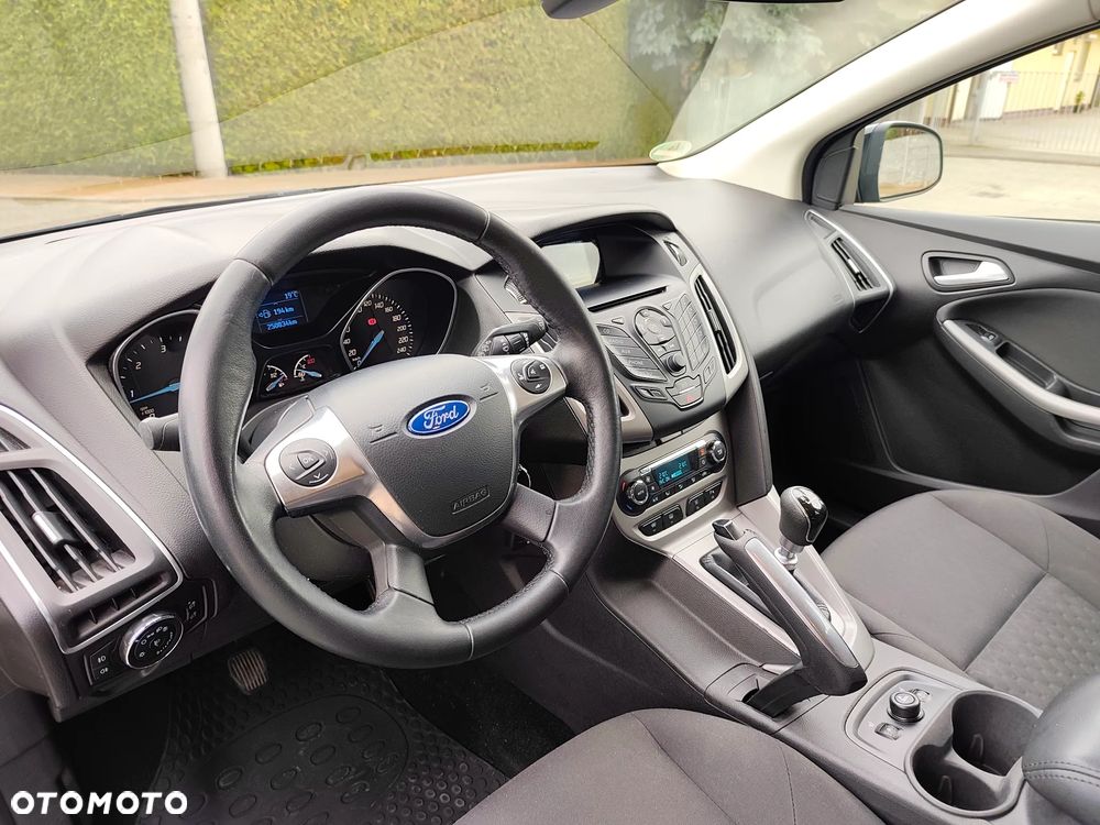 Ford Focus Turnier 1.6 TDCi DPF Champions Edition - 18