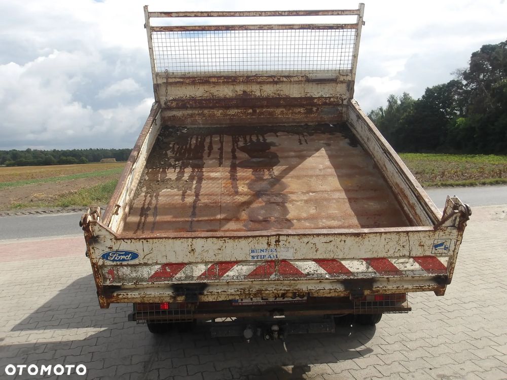 Ford Transit - 12