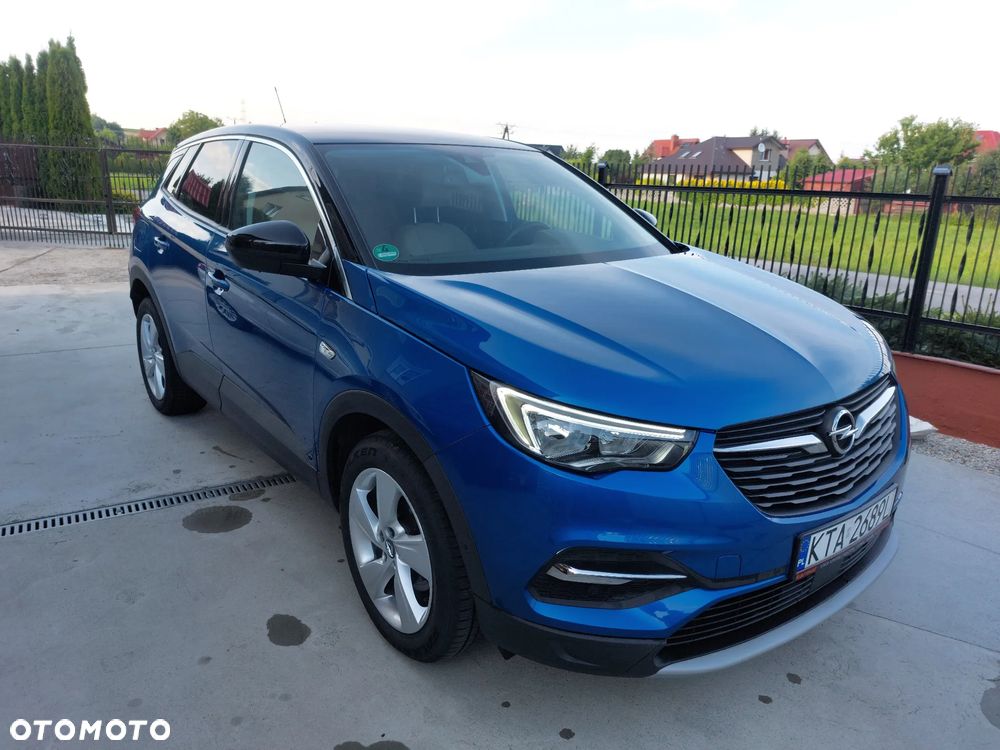 Opel Grandland X 1.2 Start/Stop INNOVATION - 2
