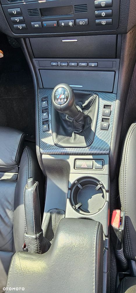 BMW M3 CI - 19