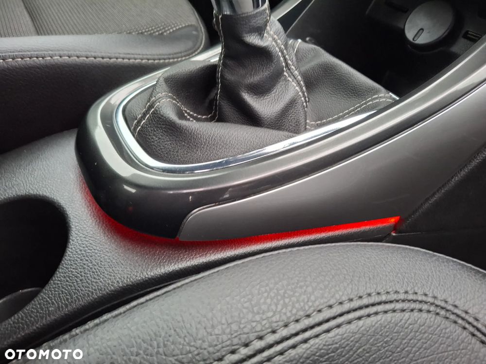 Opel Astra 1.7 CDTI Cosmo - 12