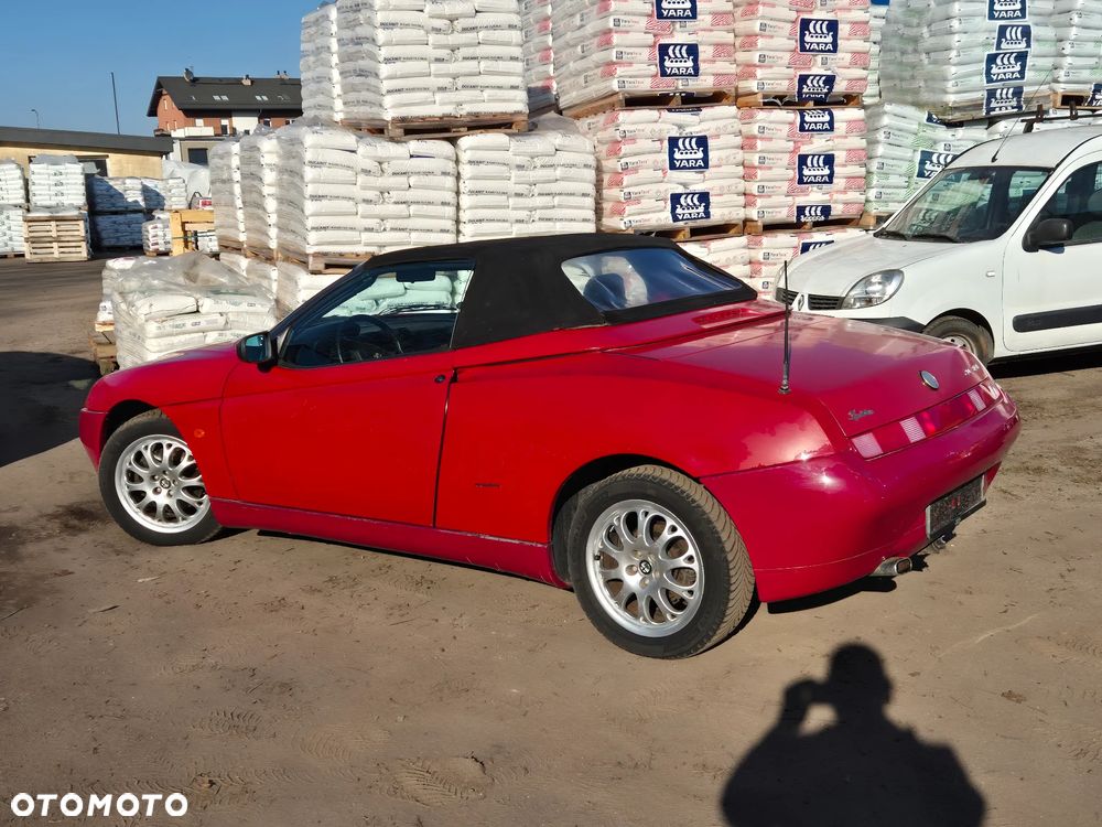 Alfa Romeo Spider - 6