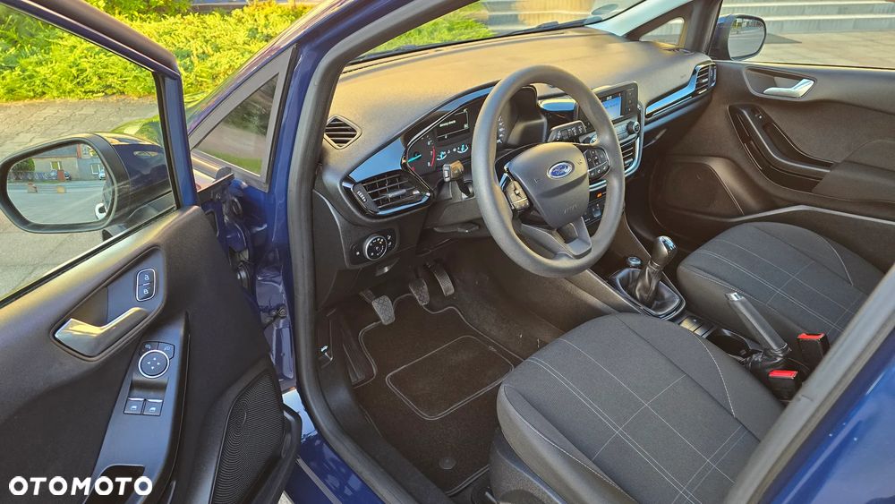 Ford Fiesta - 9