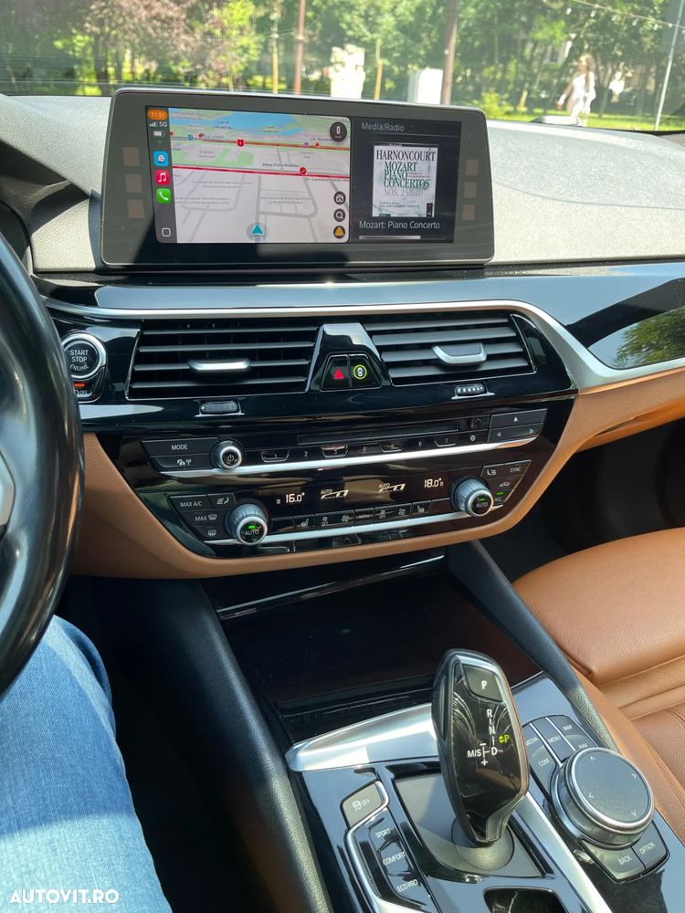 BMW Seria 5 520d xDrive Aut. - 13