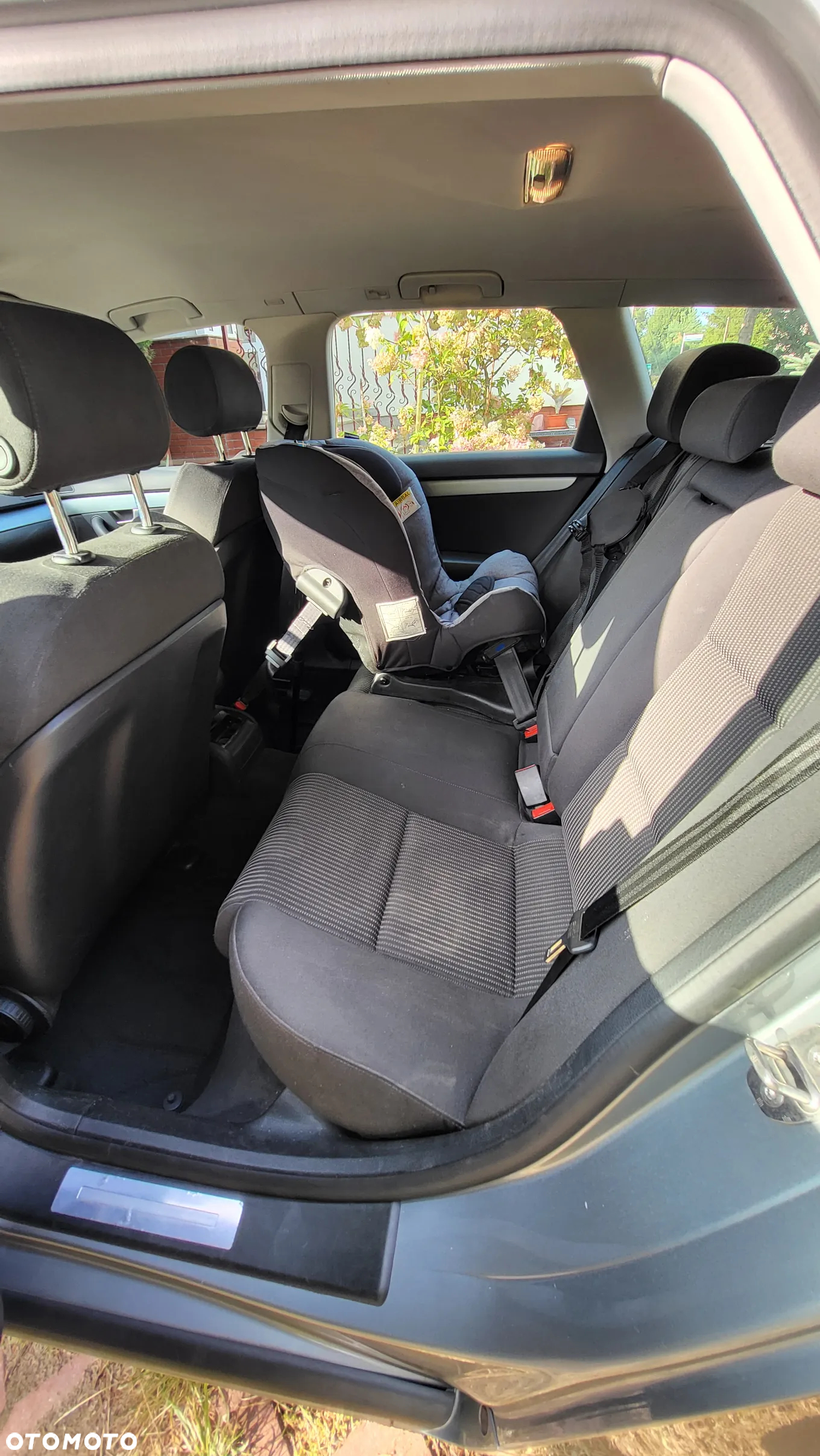 Audi A4 Avant 2.0 TDI - 9