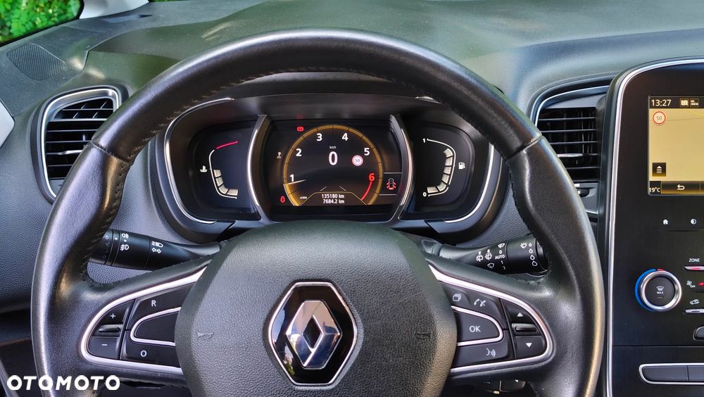 Renault Scenic - 9