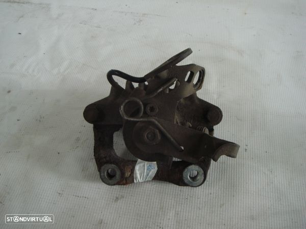 Pinça Travão Tr Drt  Audi A3 (8P1) - 2