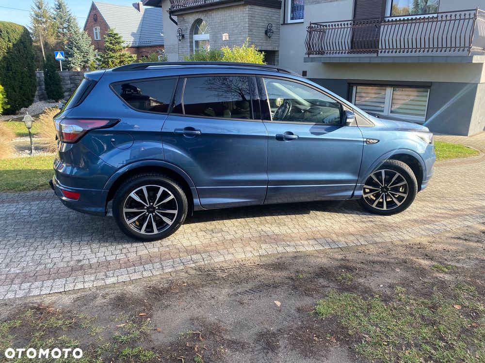 Ford Kuga 1.5 EcoBoost 2x4 ST-Line - 10