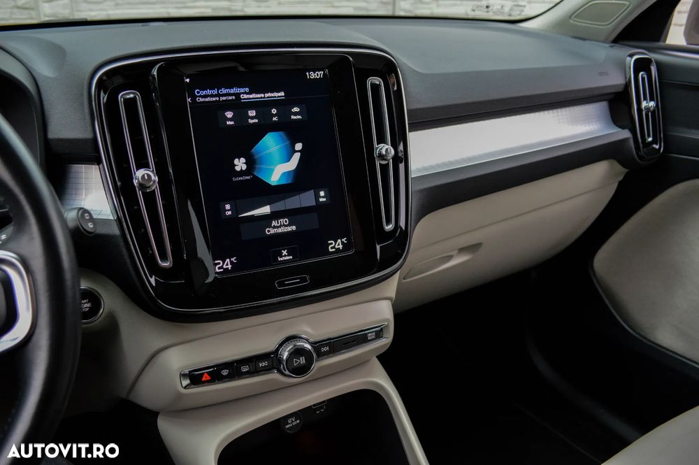 Volvo XC 40 Recharge T5 Twin Engine AT7 Inscription - 39