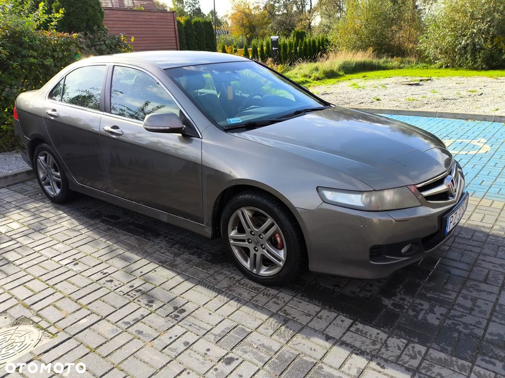 Honda Accord 2.0 Sport - 10
