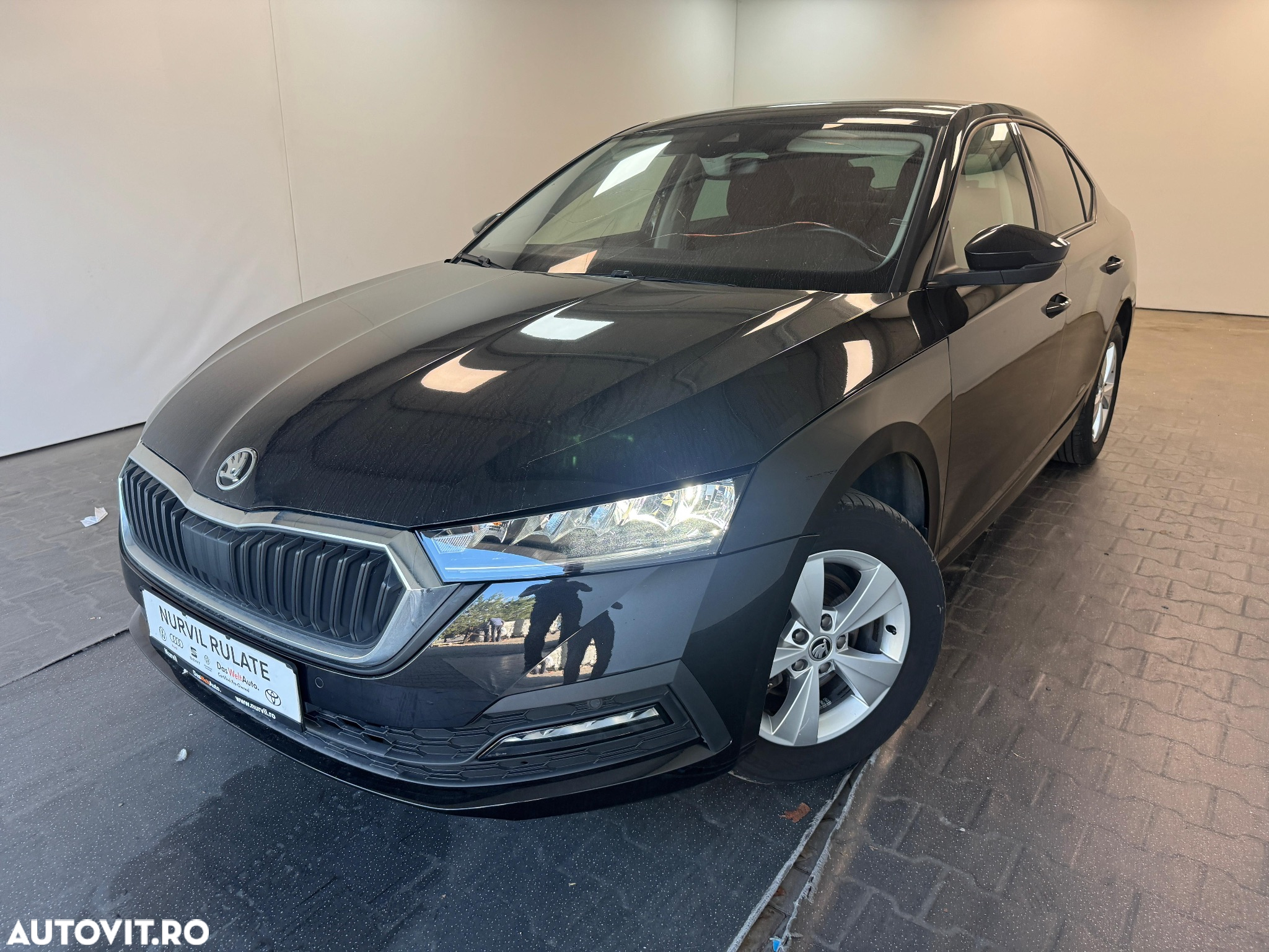 Skoda Octavia 2.0 TDI DSG Ambition - 12