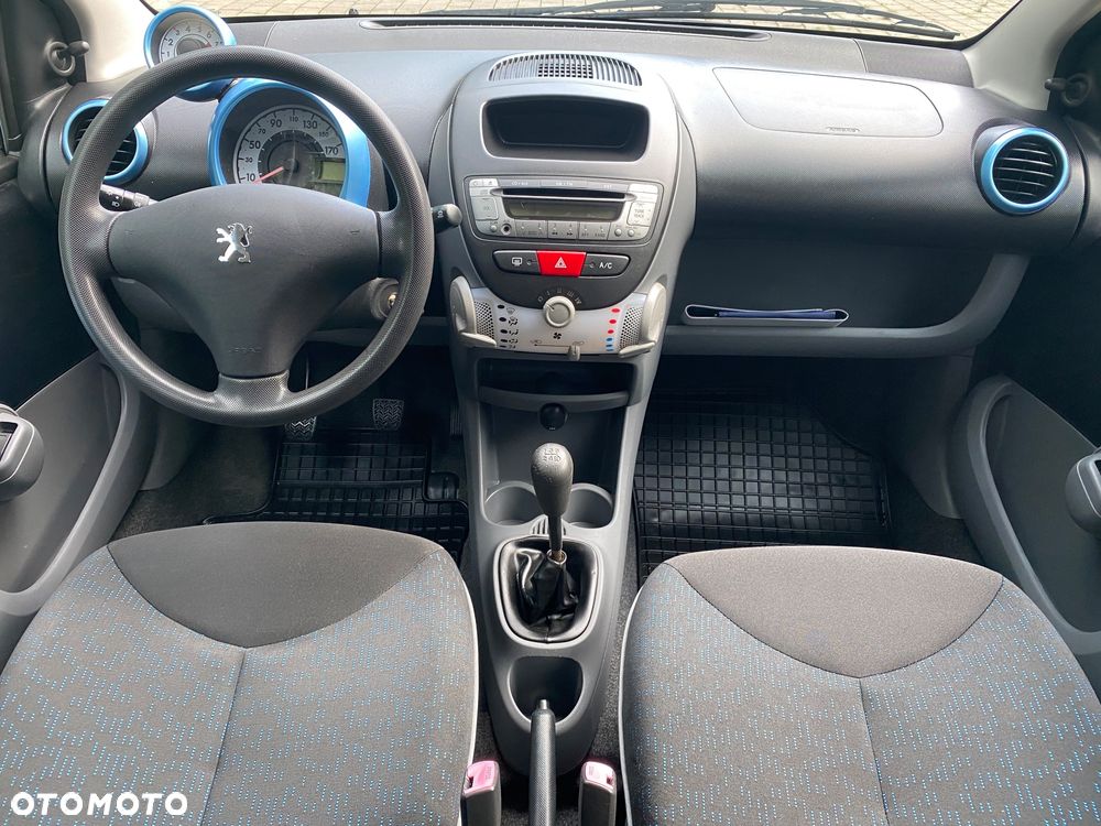 Peugeot 107 70 Petit Filou - 12