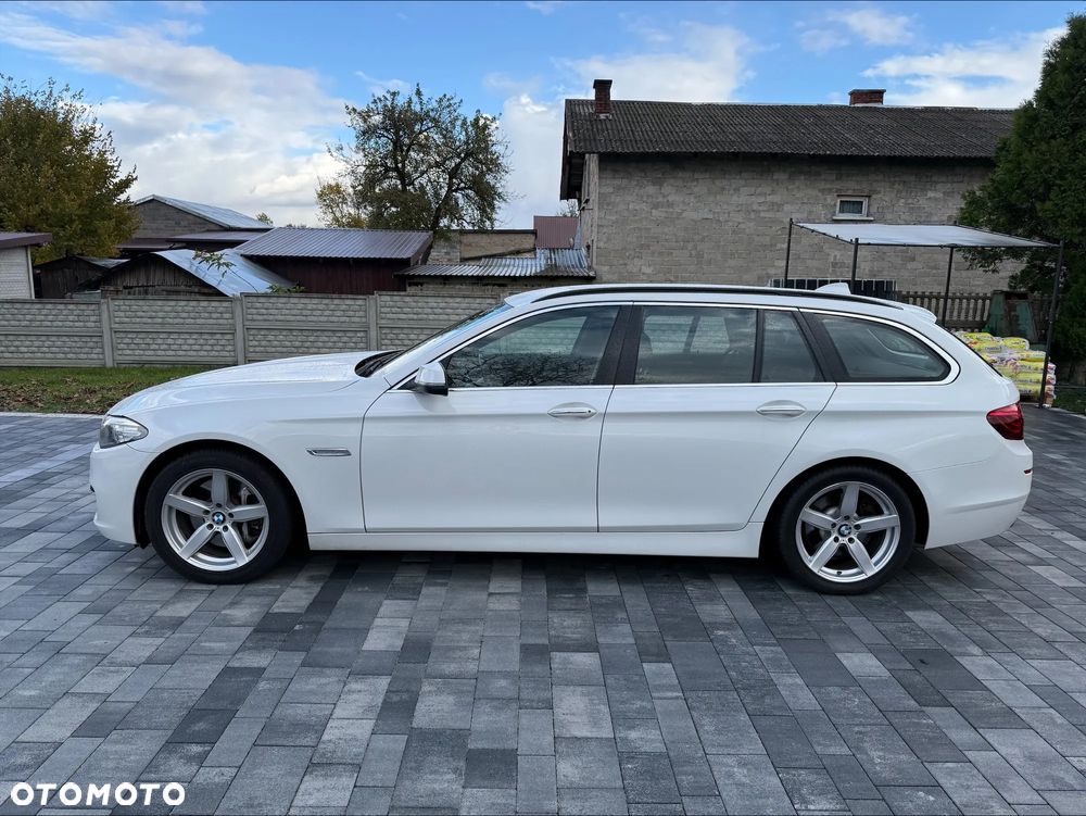 BMW Seria 5 525d xDrive Touring Luxury Line - 6