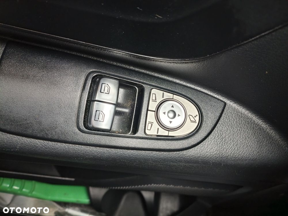 Mercedes-Benz Vito - 7