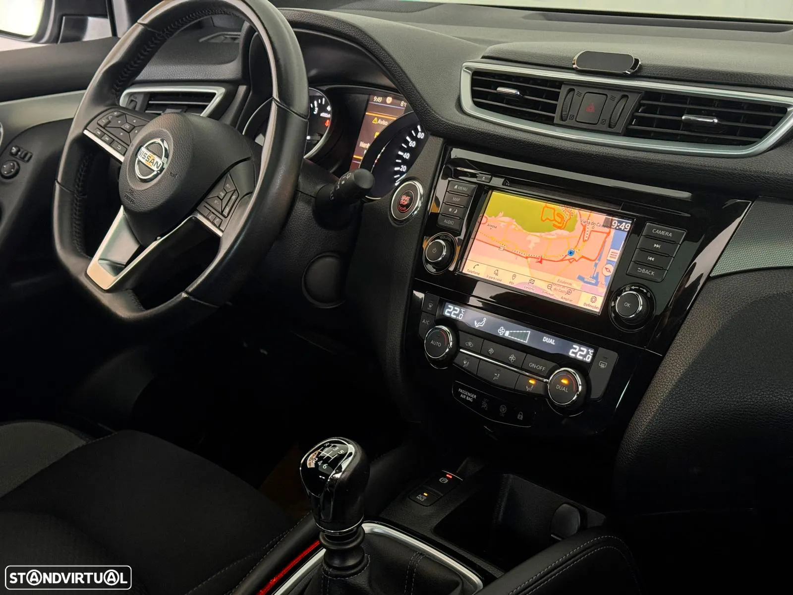 Nissan Qashqai 1.3 DIG-T N-Connecta J18 - 9