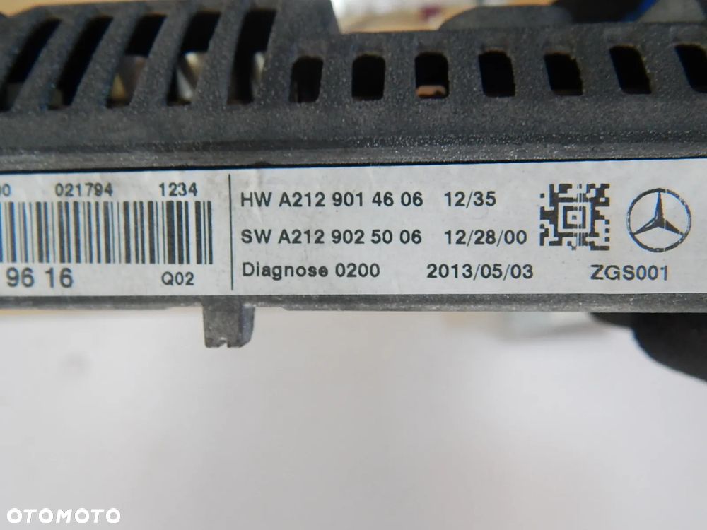 Radio nawigacja ekran moduł wzmacnacz Mercedes E klasa 212 W212 Lift w207 w218 09-16  Łuków części - 7