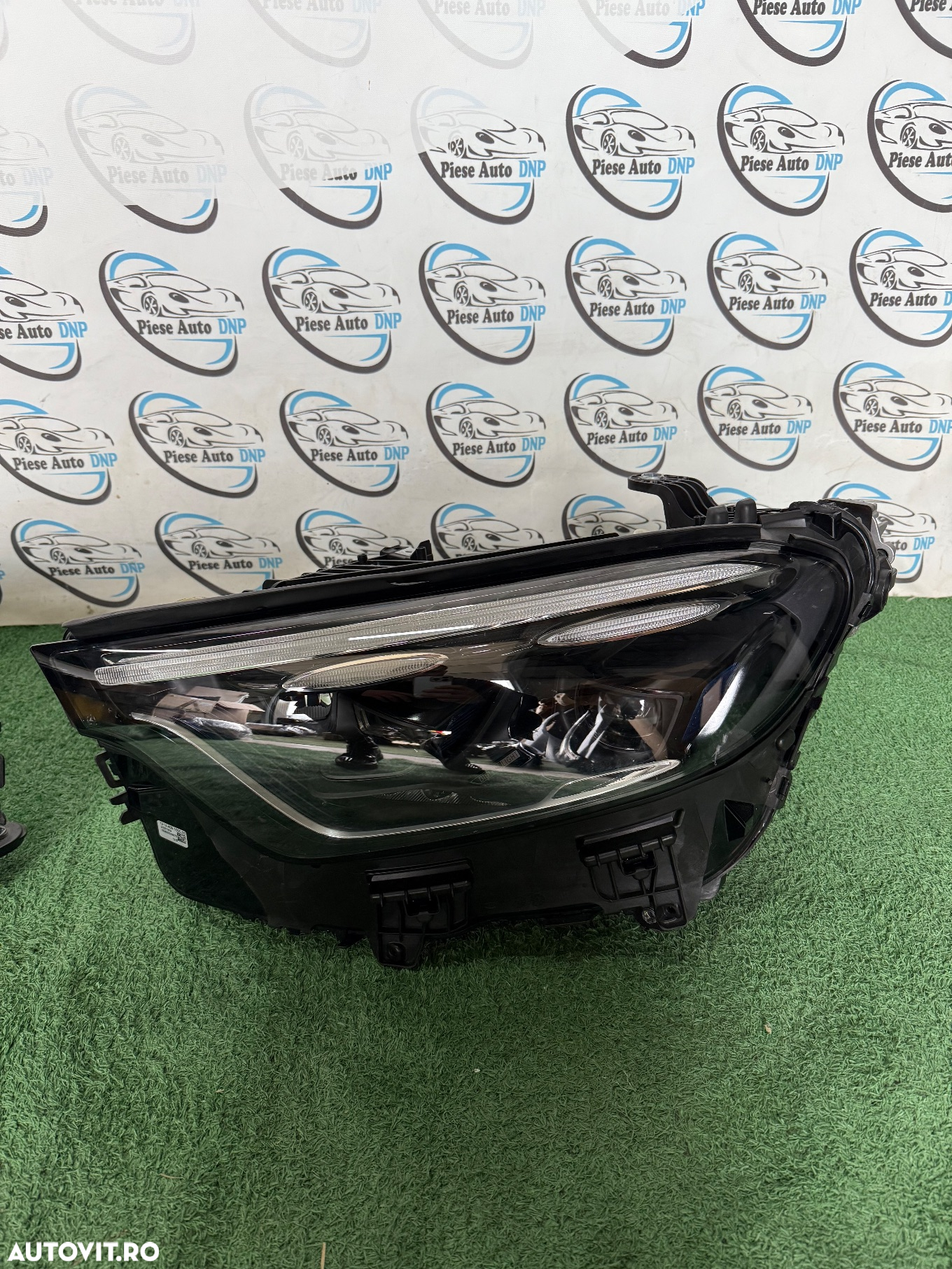 Far stanga dreapta Mercedes GLC w254 x254 digital light full led 2022-2025 - 3