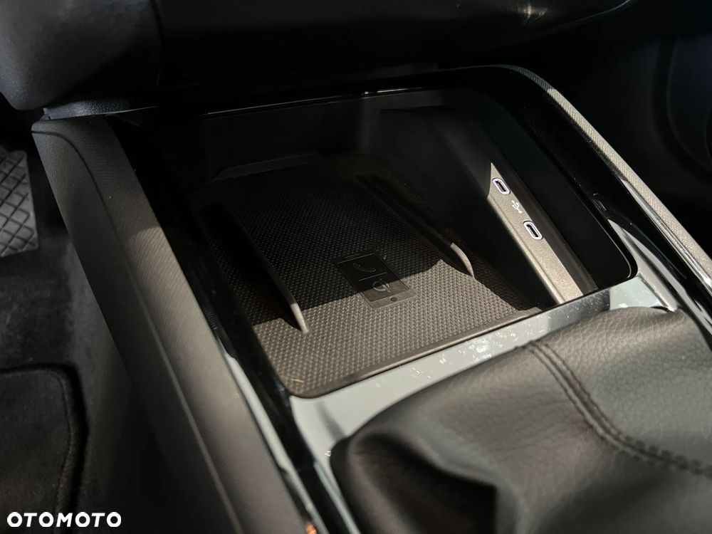 Skoda Kamiq 1.0 TSI Style - 25