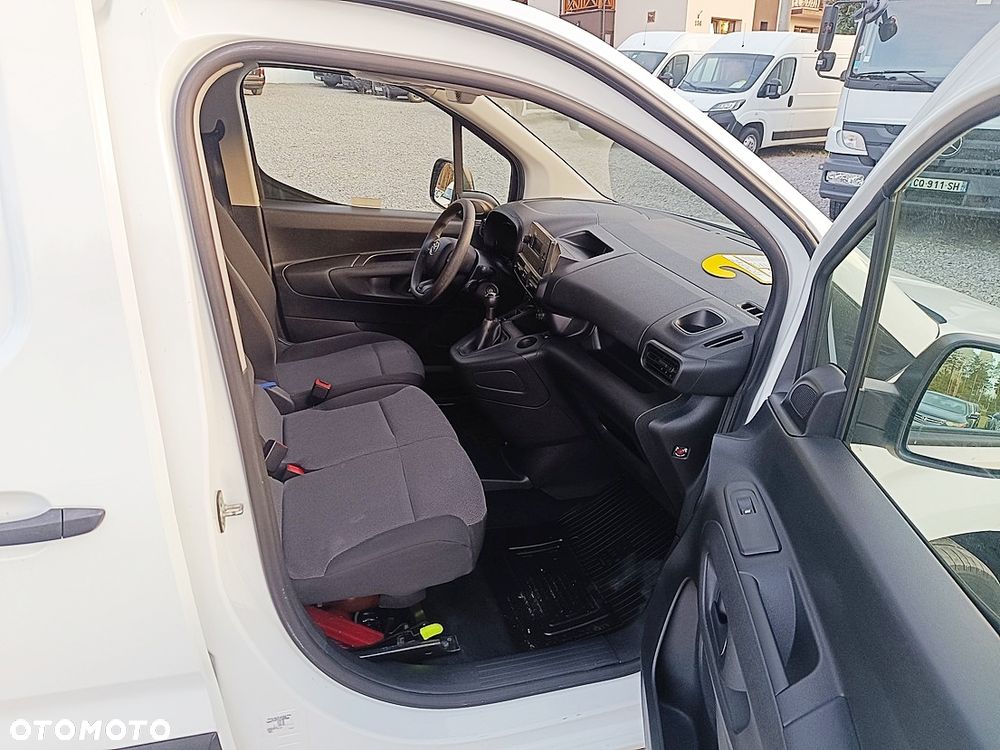 Toyota Proace city - 10