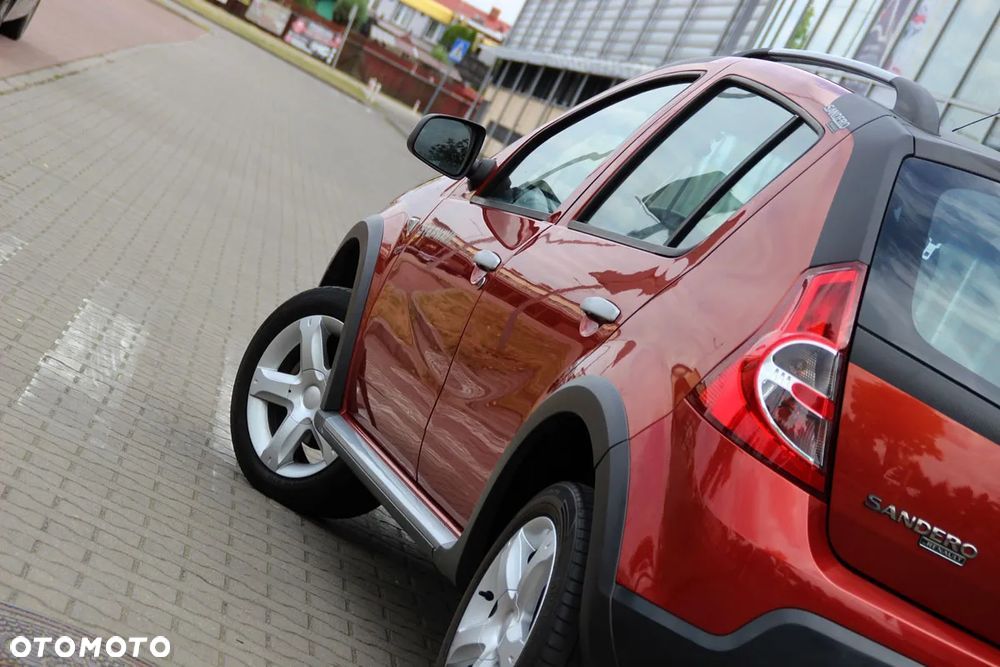 Dacia Sandero Stepway 1.6 - 14