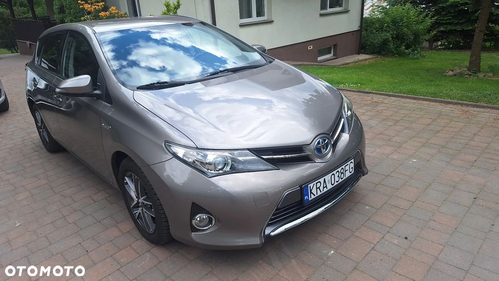 Toyota Auris - 1