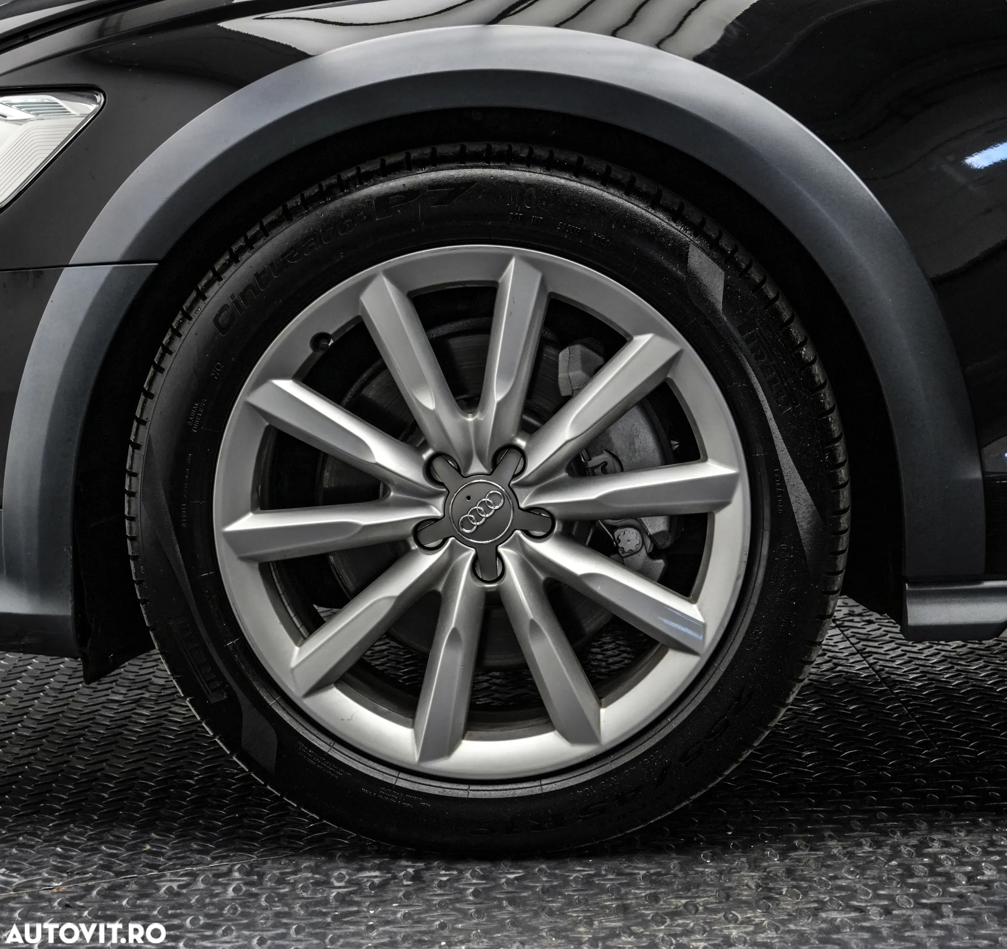 Audi A6 Allroad 3.0 TDI Quattro S tronic - 29